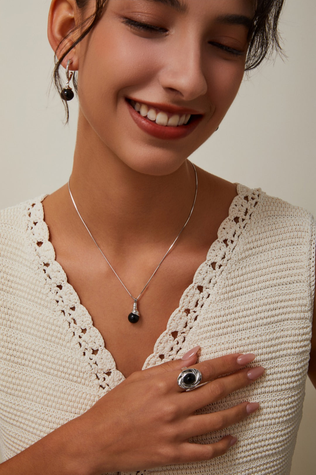 Niche Design Series Sterling Silver Black Agate Necklace