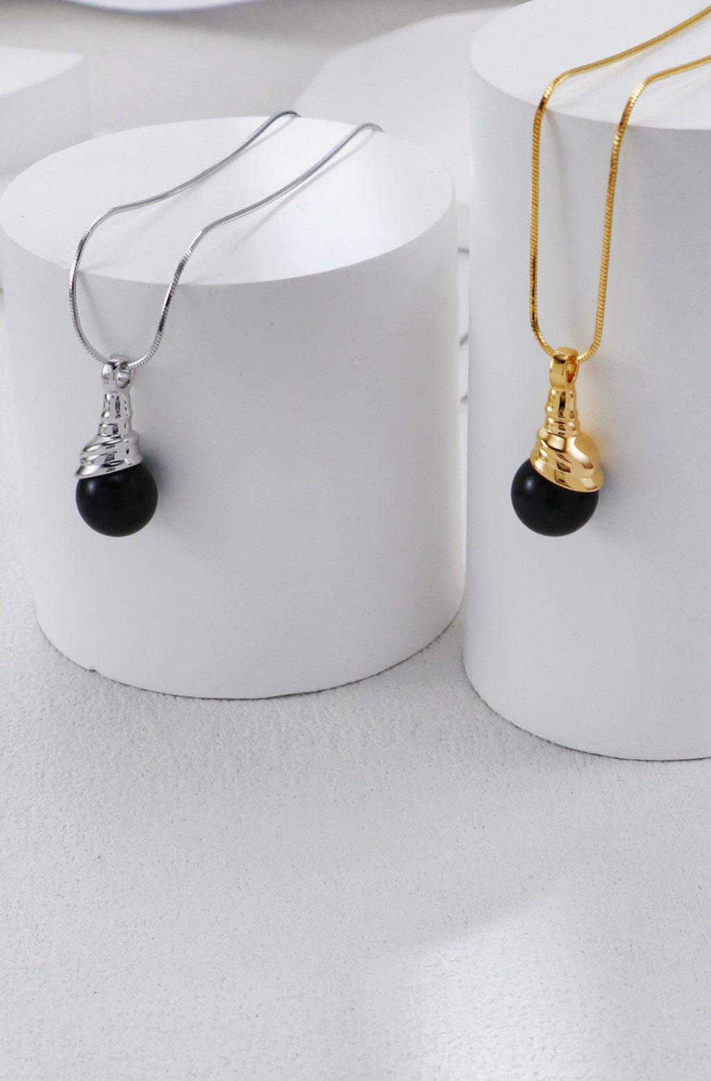 Niche Design Series Sterling Silver Black Agate Necklace