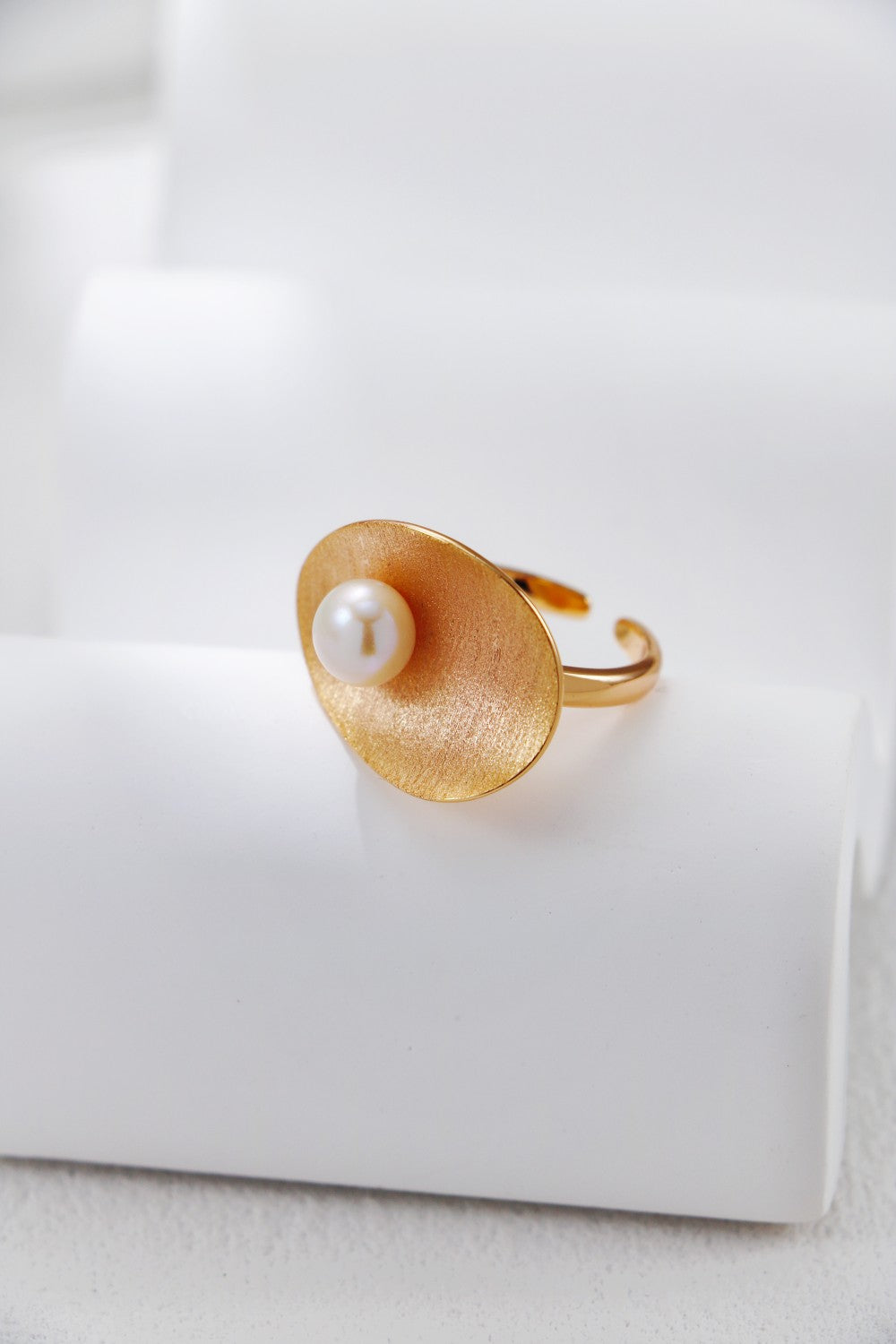 Niche Design Series Brushed Silver Pearl Ring