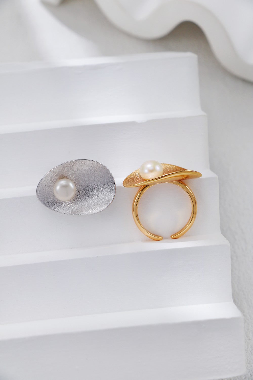 Niche Design Series Brushed Silver Pearl Ring