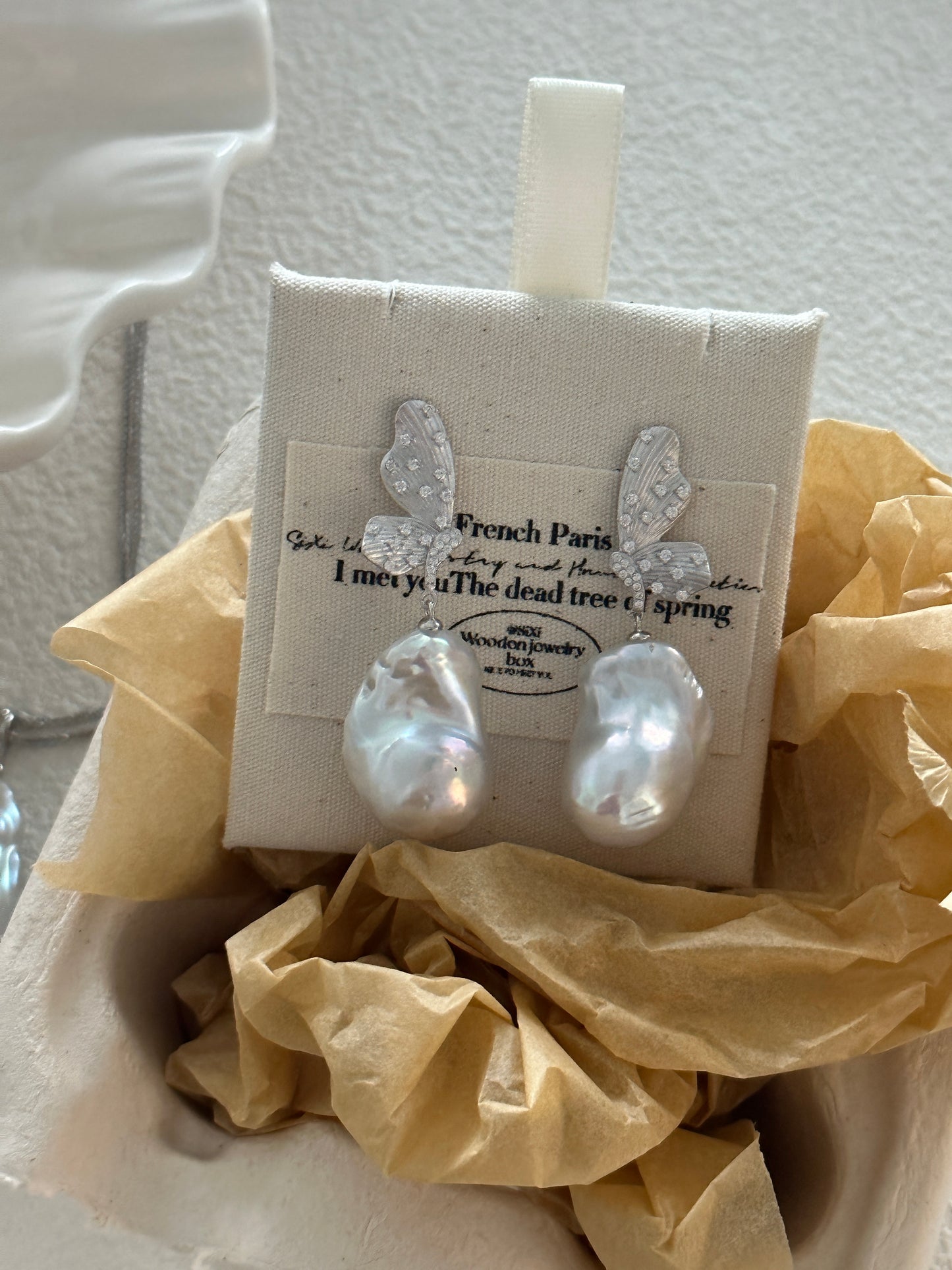 Natural super bright super large baroque butterfly pearl sterling silver hanging tail earrings