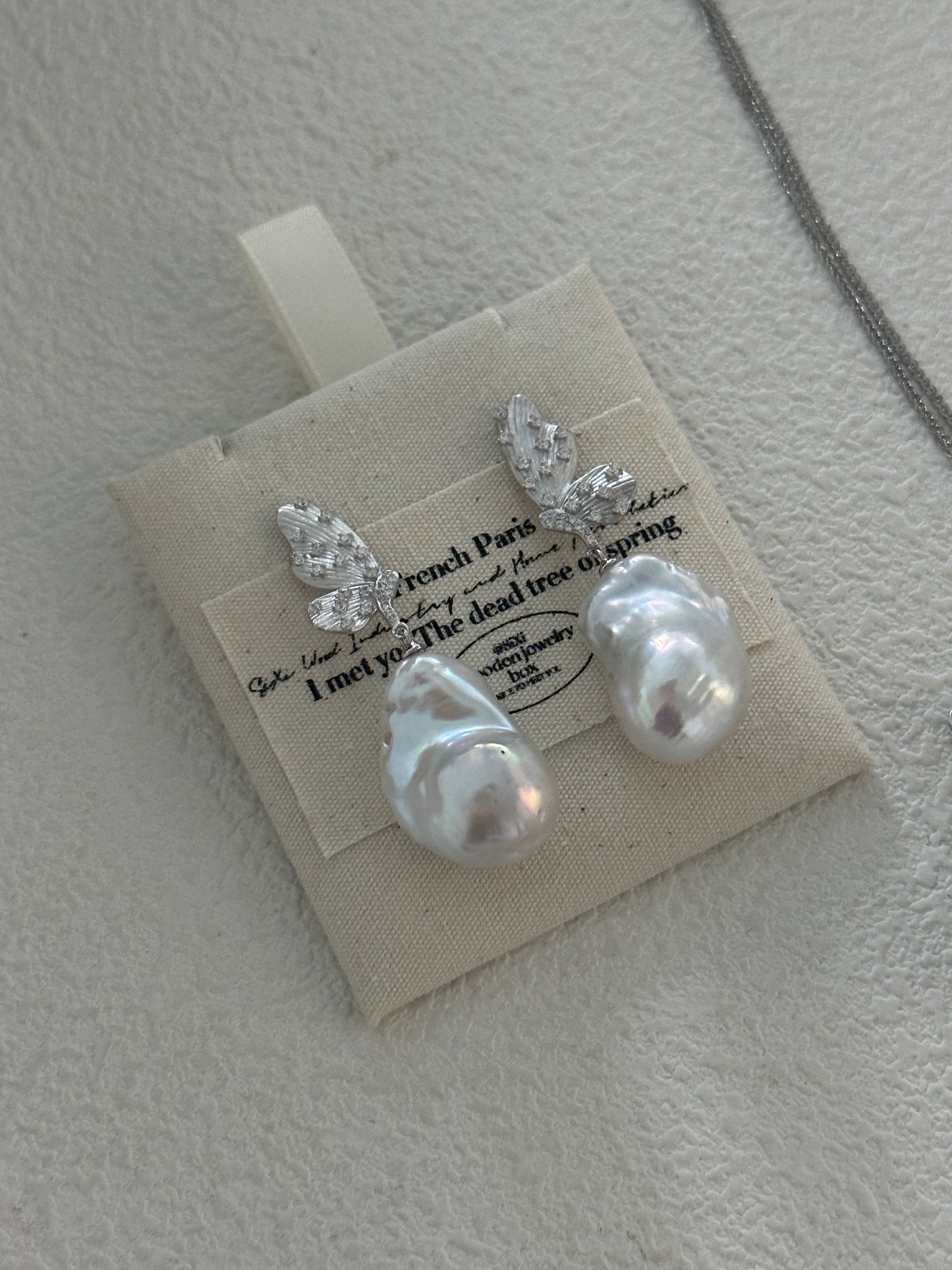 Natural super bright super large baroque butterfly pearl sterling silver hanging tail earrings