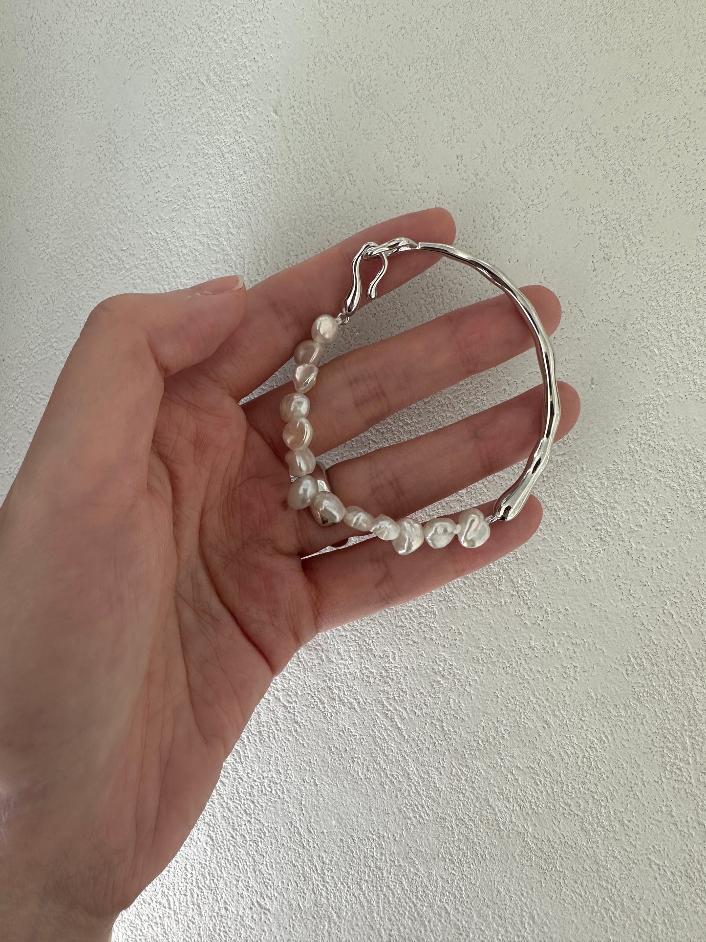 Natural baroque pearl sterling silver bracelet