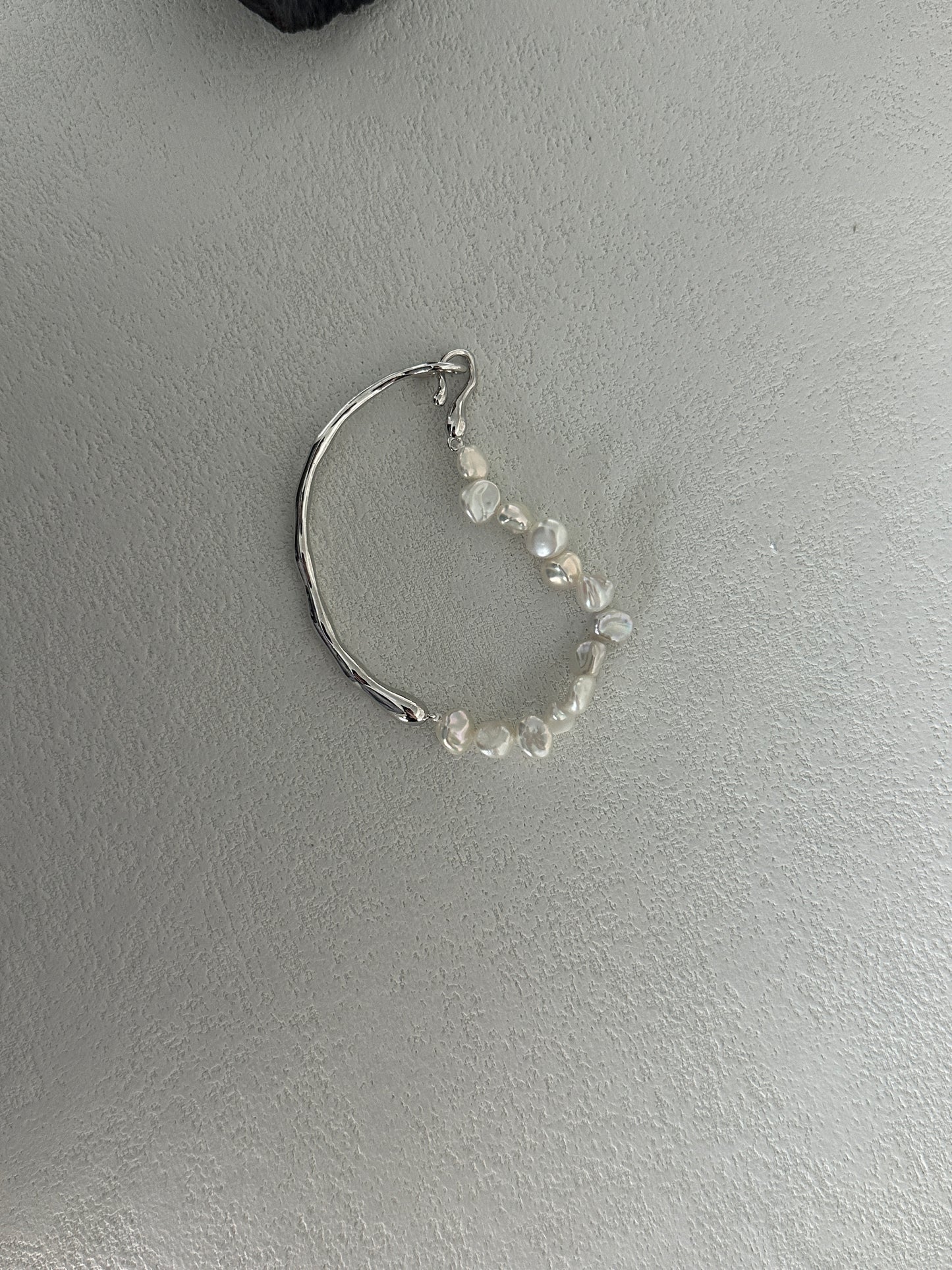 Natural baroque pearl sterling silver bracelet