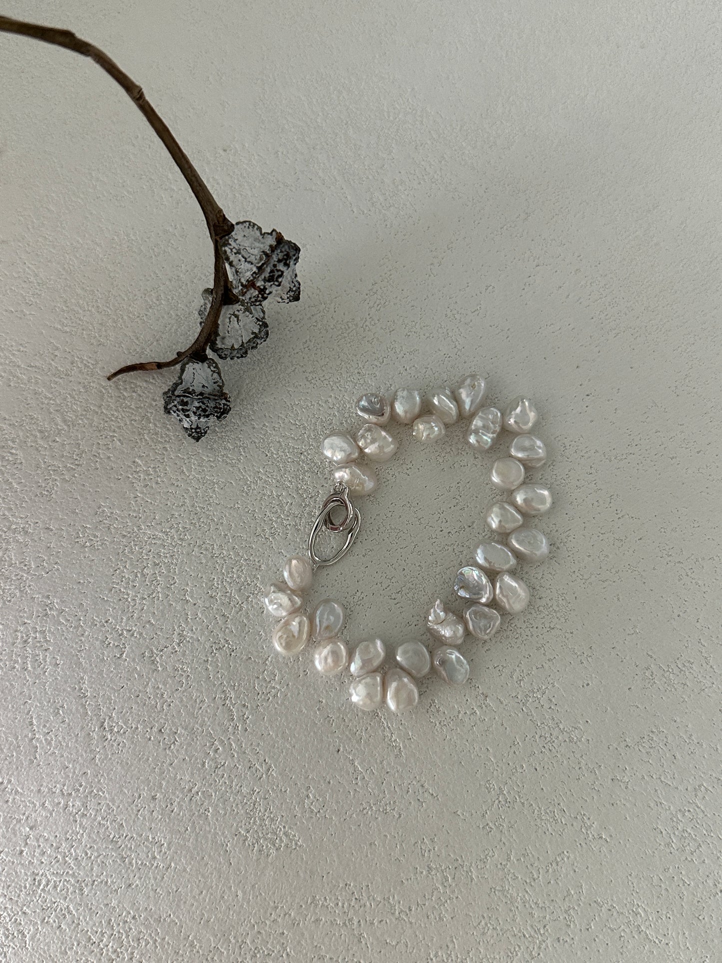 Keshi natural baroque pearl sterling silver bracelet