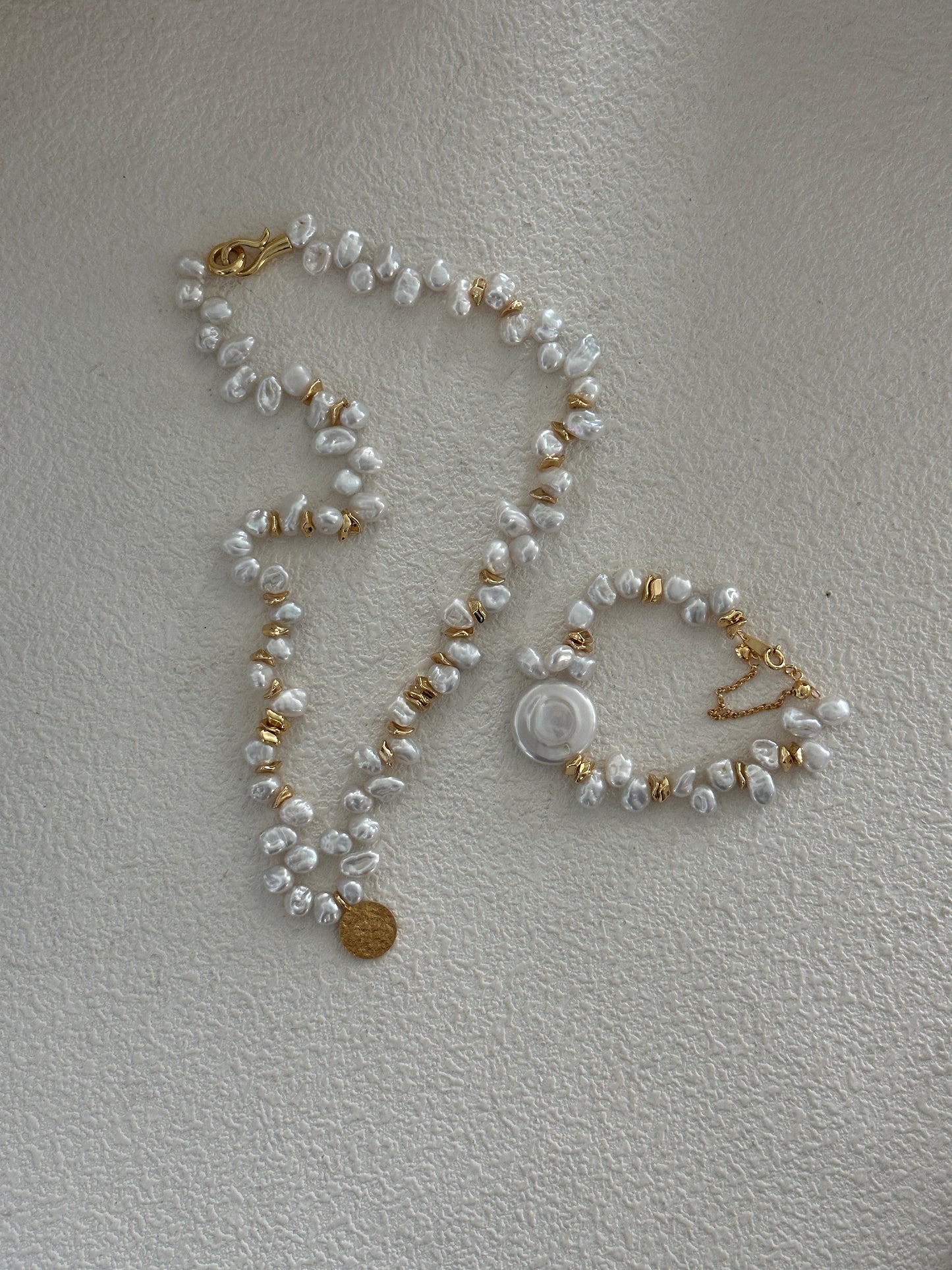 Natural Baroque disc pearl sterling silver gold-plated bracelet