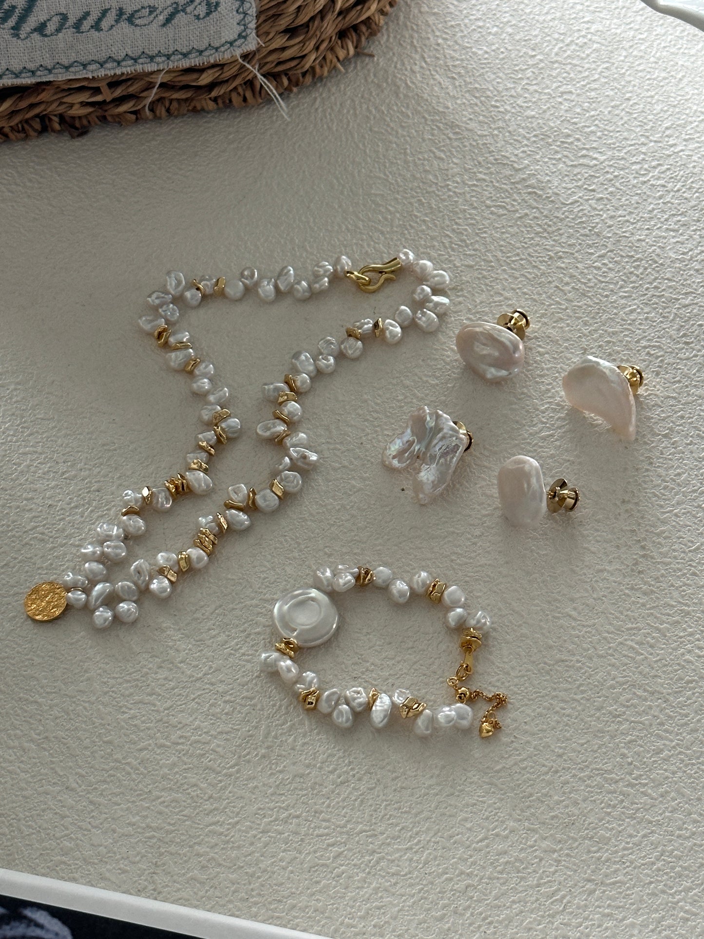 Natural Baroque disc pearl sterling silver gold-plated bracelet