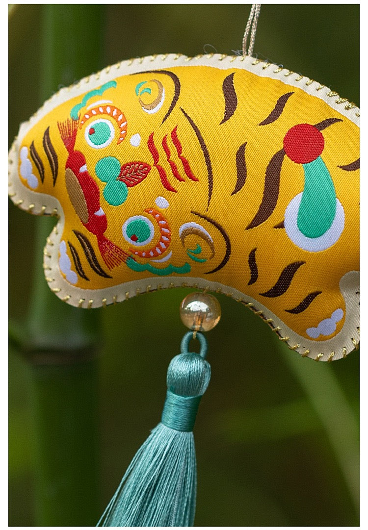Intangible cultural heritage handmade tiger sachet