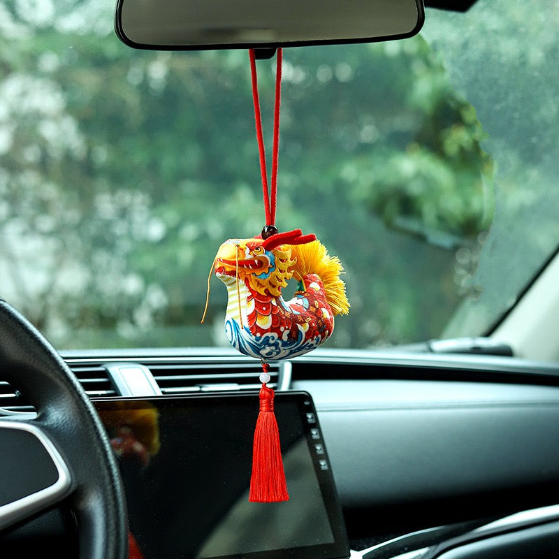 Intangible cultural heritage handmade dragon sachet