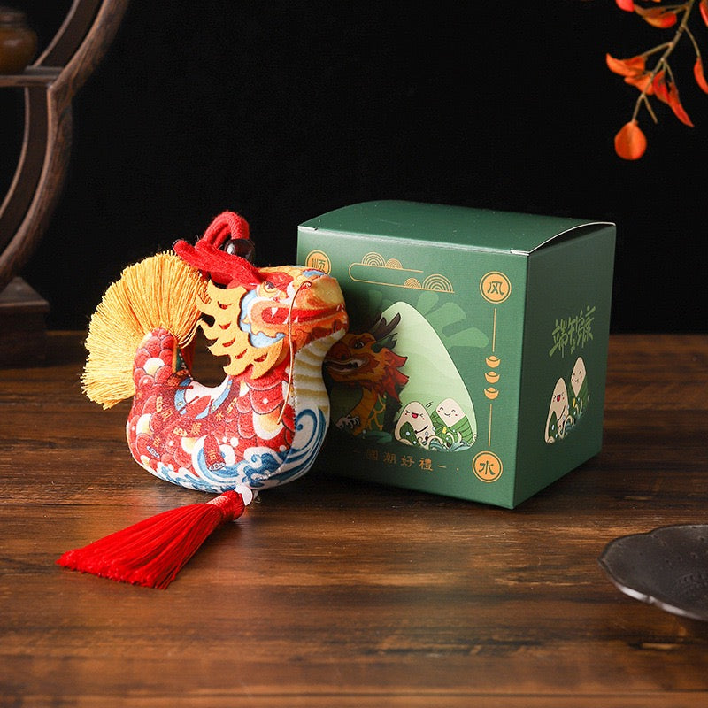 Intangible cultural heritage handmade dragon sachet