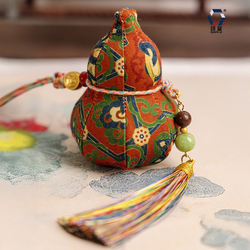Intangible cultural heritage hand gourd sachet