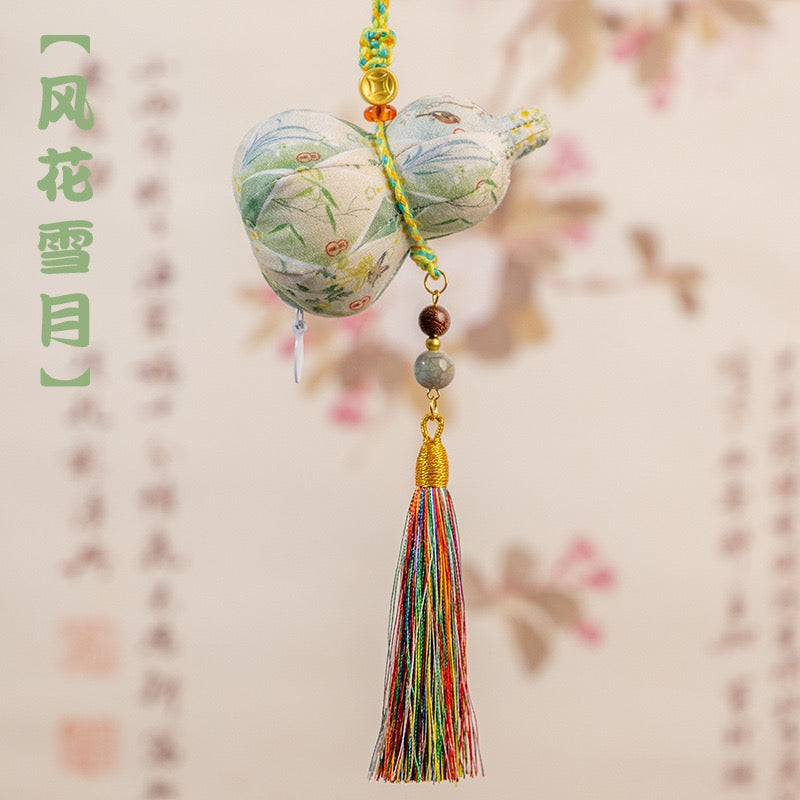 Intangible cultural heritage hand gourd sachet