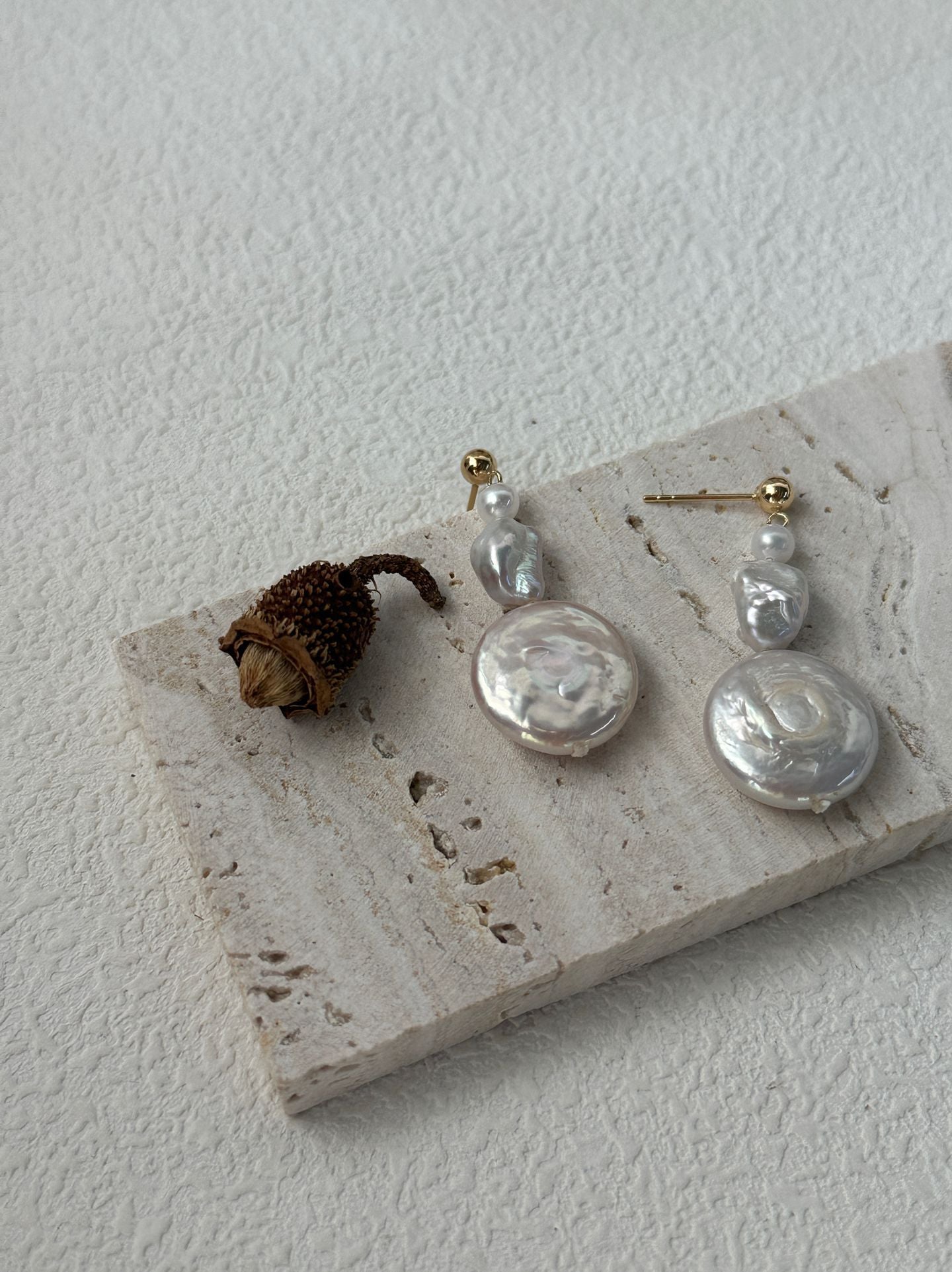 Pure natural Baroque round pearl earrings