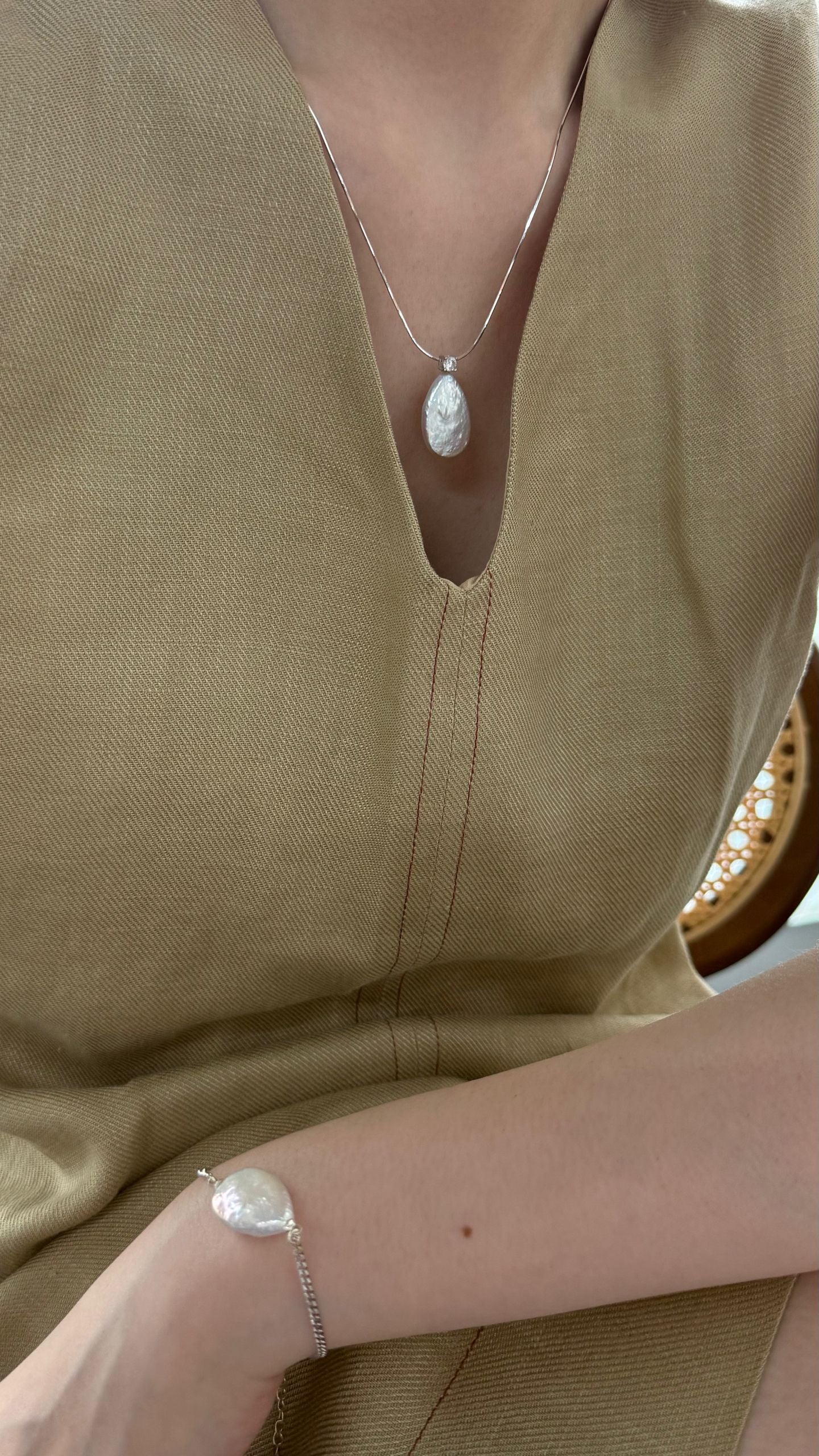 Pure natural Baroque large teardrop-shaped pearl necklace