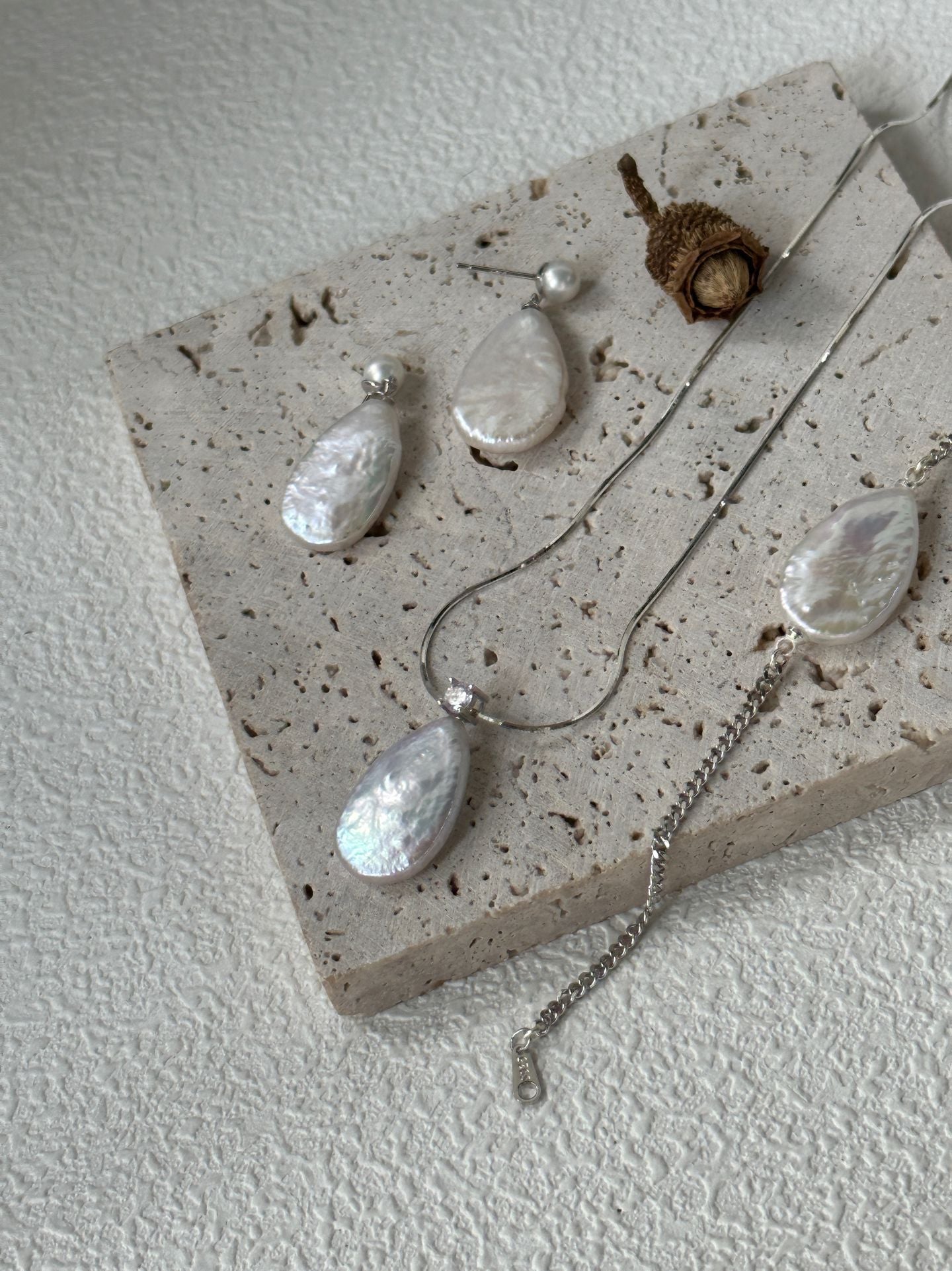 Pure natural Baroque large teardrop-shaped pearl necklace