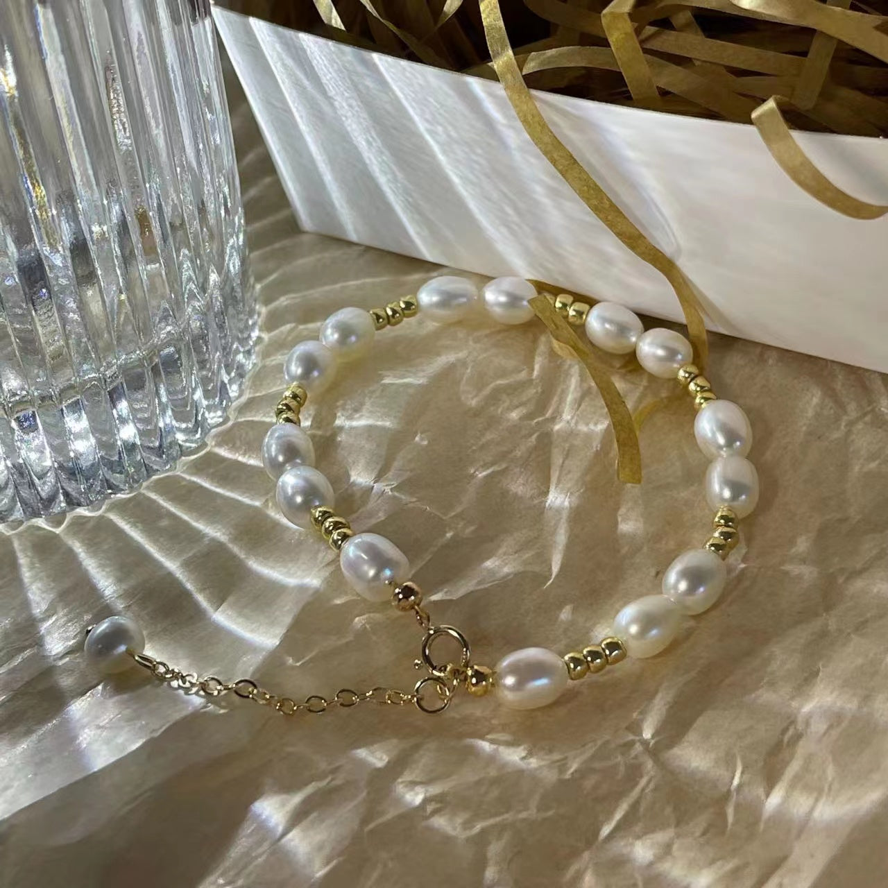 Gold pearl bracelet