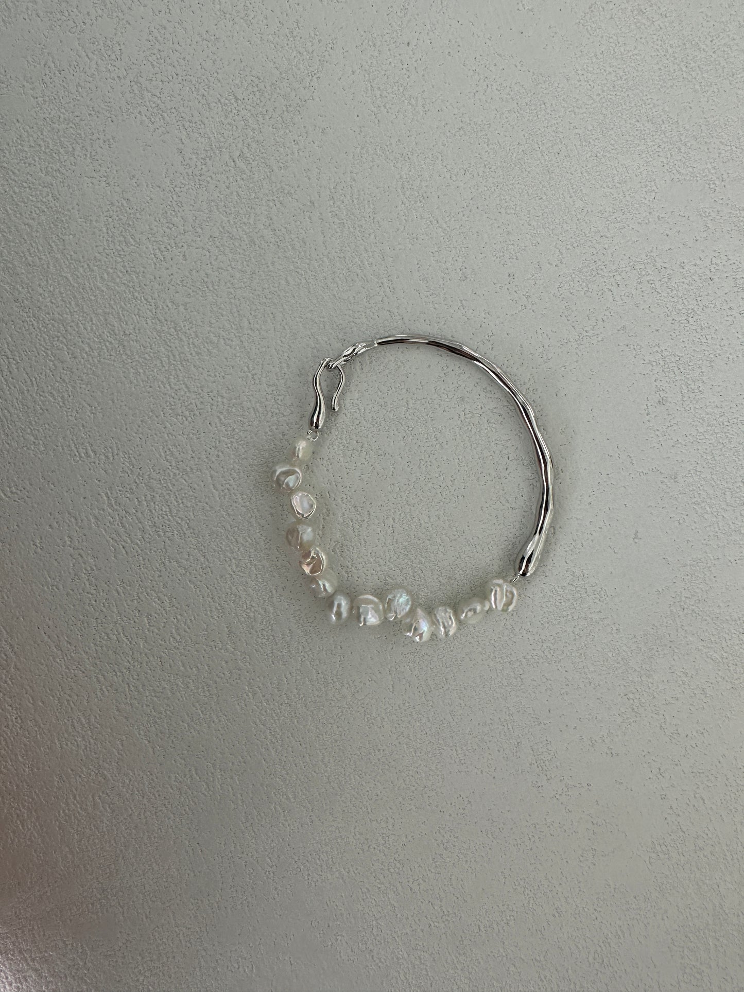 Natural baroque pearl sterling silver bracelet