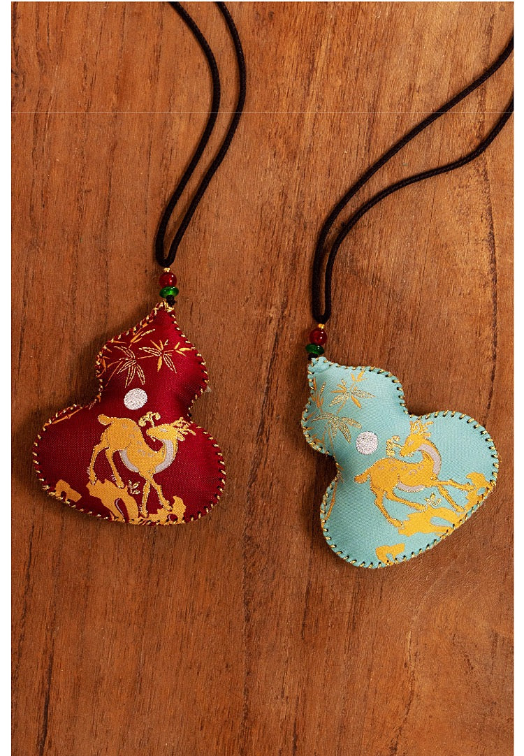 Intangible Cultural Heritage Handmade Gourd Scented Bag Necklace