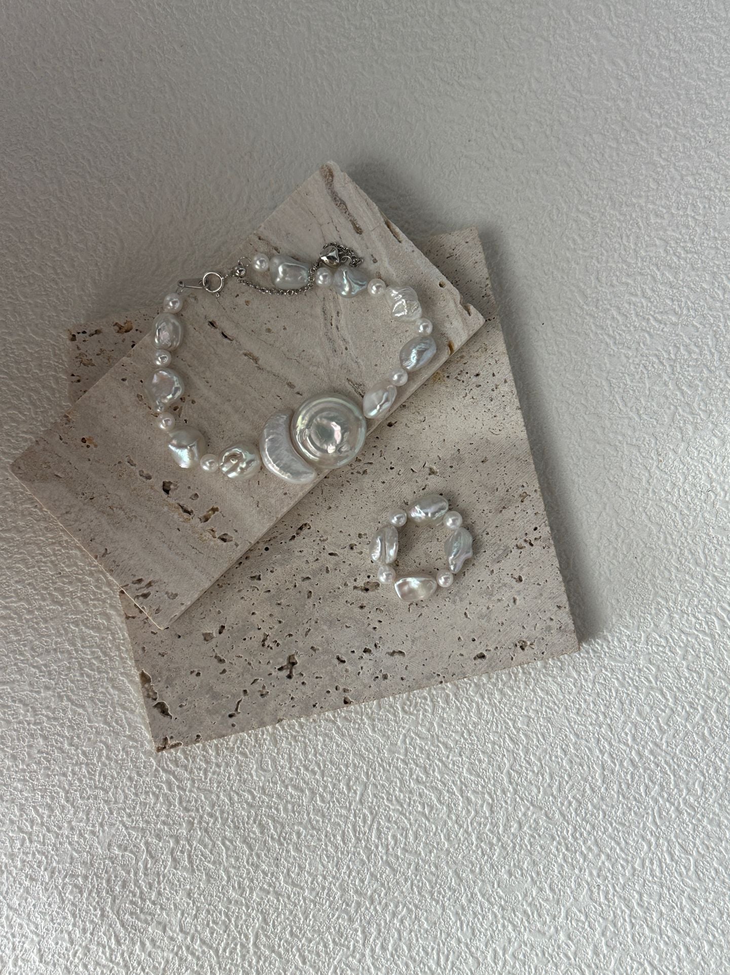 Pure natural Baroque sun and moon shaped pearl ring, elastic